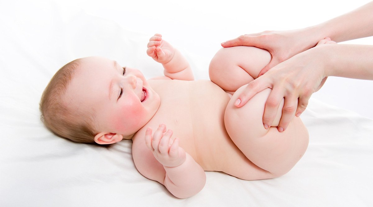 masajes para bebés estreñidos 